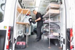 The Shoe Shine Guys: Mobile Shoe Shine Stand